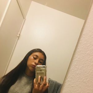 Meet your Posher, Esmeralda